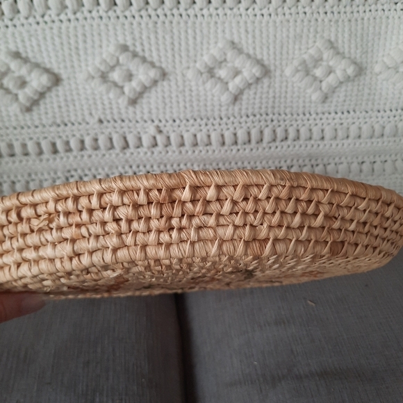 Seagrass woven round tray or wall hanging - Picture 4 of 8